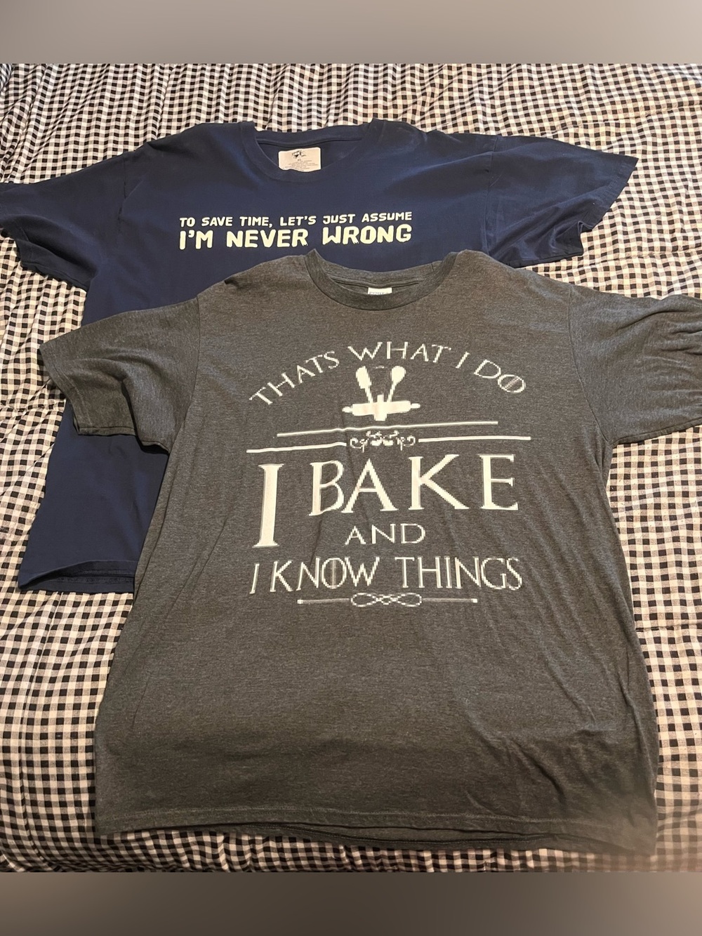 Men's Graphic Tee - 'I Bake and I Know Things' and I know Everything tee